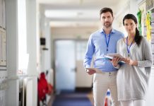 Grundschullehrer werden in Deutschland schlechter bezahlt als Sek-II-Lehrer. Foto: Shutterstock