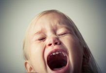 “Stress und Bindungsirritationen”: Warum die aktuelle Kita-Pädagogik Risiken für Kinder birgt – Bildungsforscherin legt nach