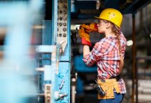 Wirtschaft sucht händeringend Nachwuchs: Zahl der Auszubildenden sinkt weiter