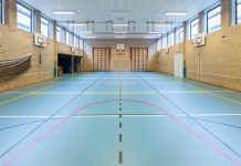 Sportlehrer gegen Turnhallen als Flüchtlingsunterkünfte – aus zwei Gründen