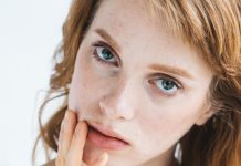 Sinus-Studie: Schulstress belastet jeden dritten Jugendlichen stark – Mädchen trifft er besonders häufig