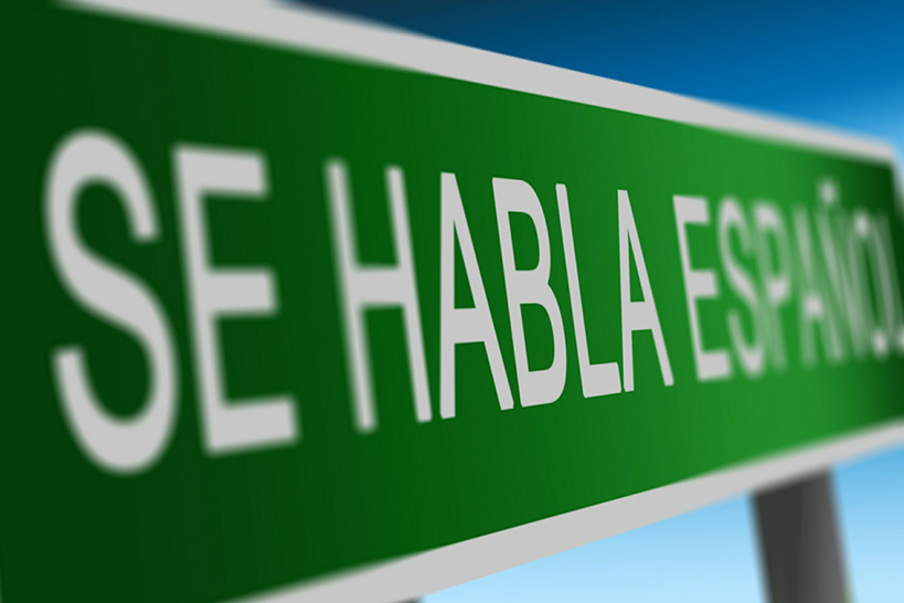 Encuesta: los hispanos de EE. UU. Son ignorados en las clases de español