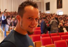 “Schuladoption”: Studenten übernehmen eine Woche lang den Unterricht – das Kollegium geht geschlossen zur Fortbildung